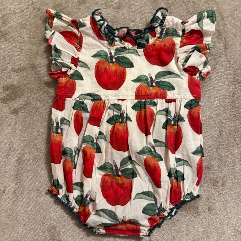 Pink Chicken New York Baby Apple Print Flutter Sleeve Bubble Romper 0-3M